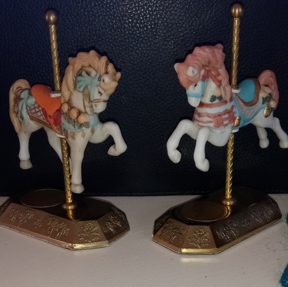 Elegant 2  Westminster Carousel Collection - Picture 1 of 4